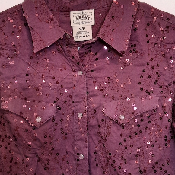 Clothes - Picture 4 of 4